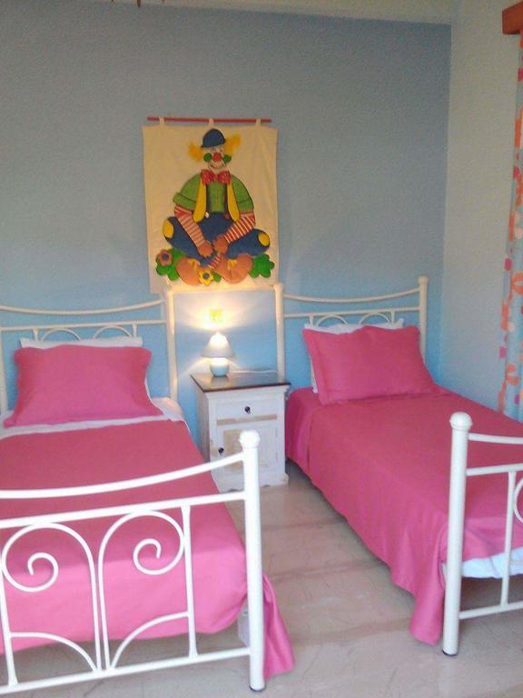 Cornelia Appartement Lákka Buitenkant foto